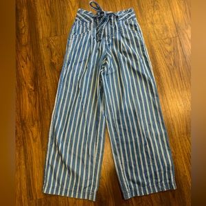 American Eagle stripped pants‎